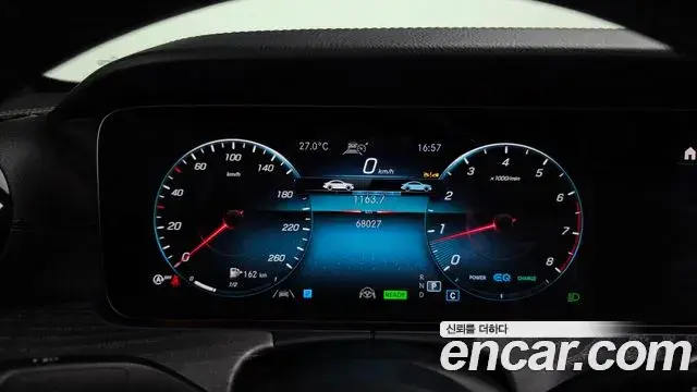 Mercedes-Benz E-Class 2022 — Фото 8/20