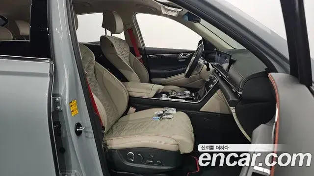 Genesis GV80 Coupe 2024 — Фото 10/20