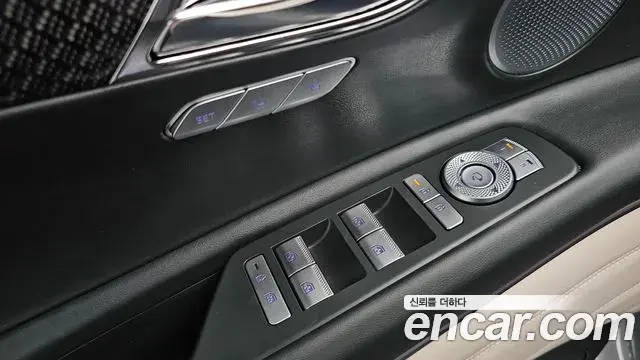 Genesis GV80 Coupe 2024 — Фото 19/20