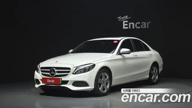 Mercedes-Benz C-Class 2018 — ფოტო 1/20