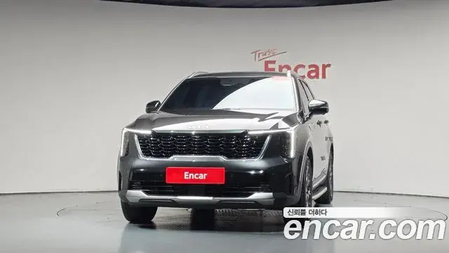 Kia Sorento 2024 — Фото 3/20