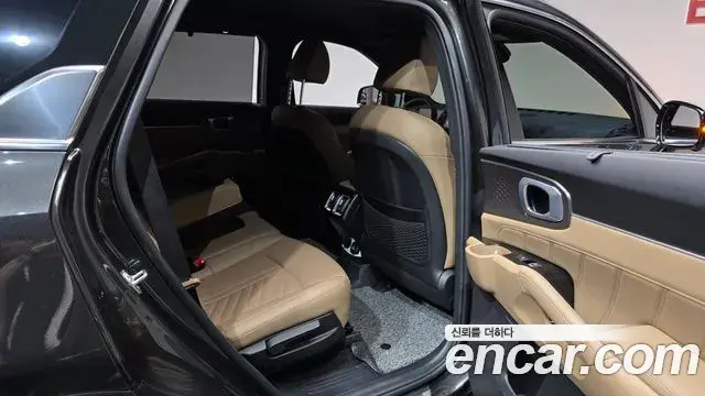 Kia Sorento 2024 — Фото 12/20
