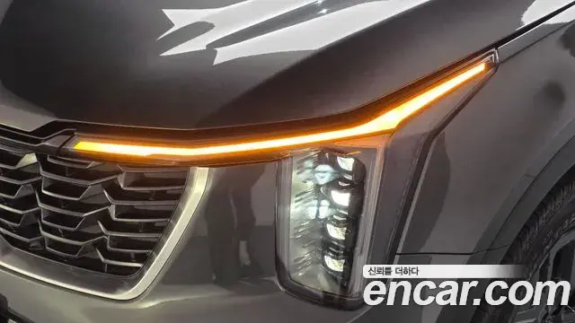 Kia Sorento 2024 — Şəkil 23/39