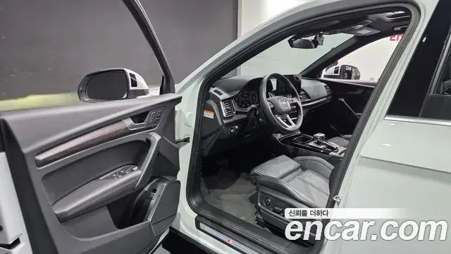 Audi Q5 2022 — Фото 10/20