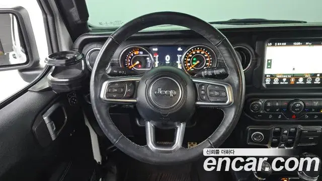 Jeep Wrangler 2019 — Фото 13/20
