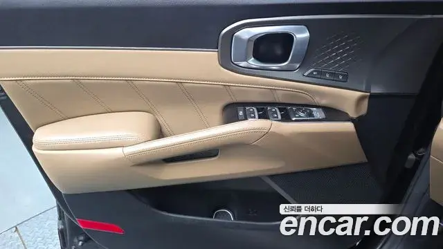 Kia Sorento 2024 — Photo 18/31