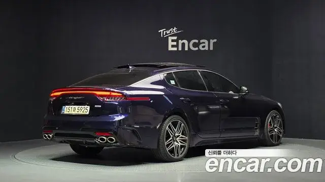 Kia Stinger 2020 — Фото 2/20