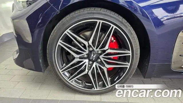 Kia Stinger 2020 — Фото 5/20