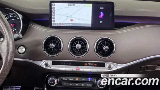 Kia Stinger 2020 — Фото 14/20