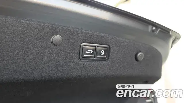 Kia K8 2022 — Şəkil 24/33