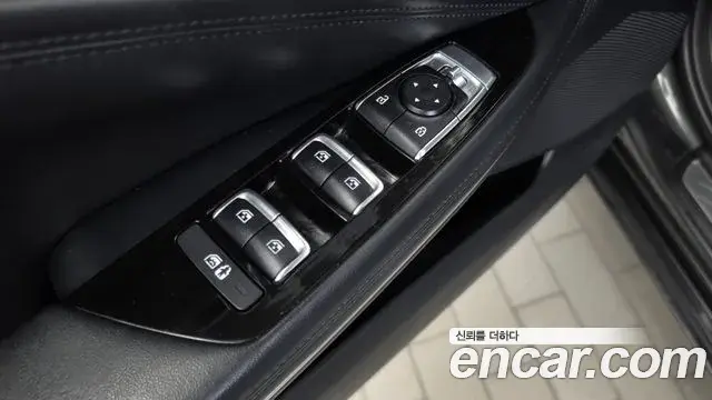 Kia K8 2022 — Şəkil 30/33