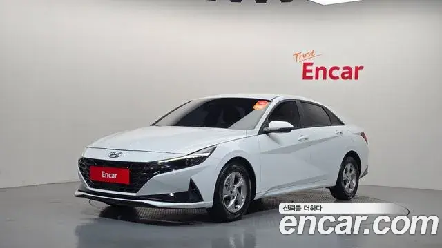 Hyundai Avante 2022 — Фото 1/20