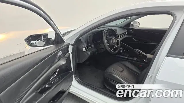 Hyundai Avante 2022 — Фото 10/20