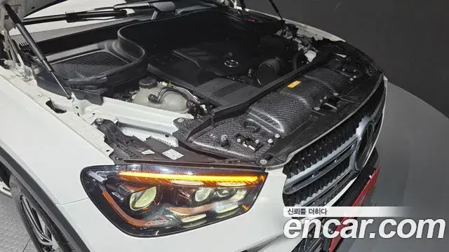Mercedes-Benz GLE-Class 2023 — Photo 5/20