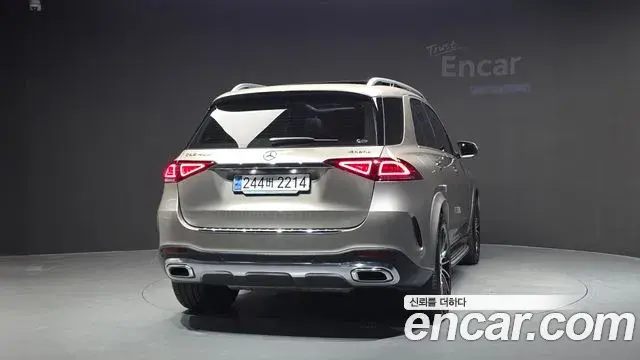 Mercedes-Benz GLE-Class 2023 — ფოტო 3/20