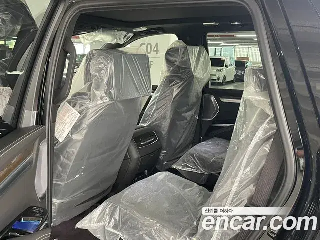 Cadillac Escalade 2026 — ფოტო 11/20