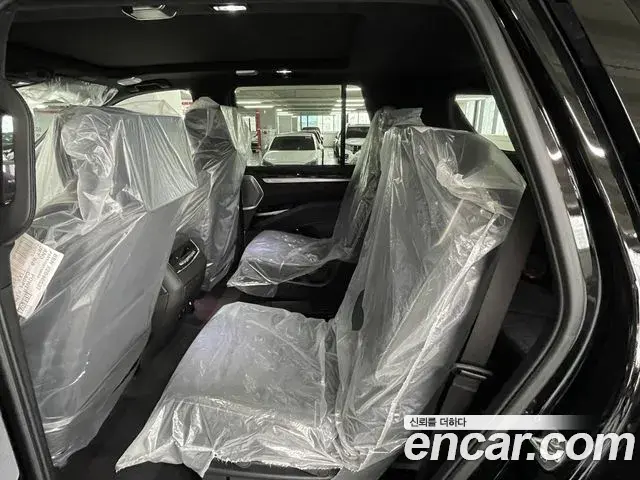 Cadillac Escalade 2026 — ფოტო 17/20