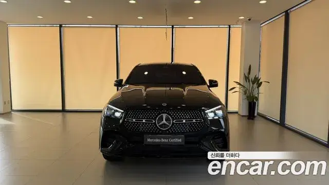 Mercedes-Benz GLE-Class 2026 — Фото 2/17