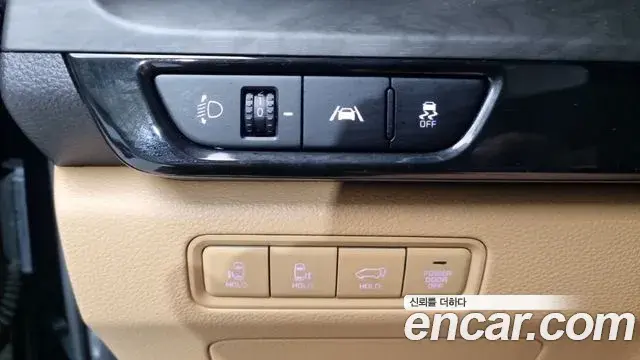 Kia Carnival 2022 — Фото 14/18