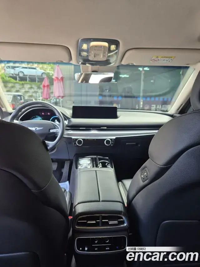 Genesis Electrified G80 2020 — Photo 5/11