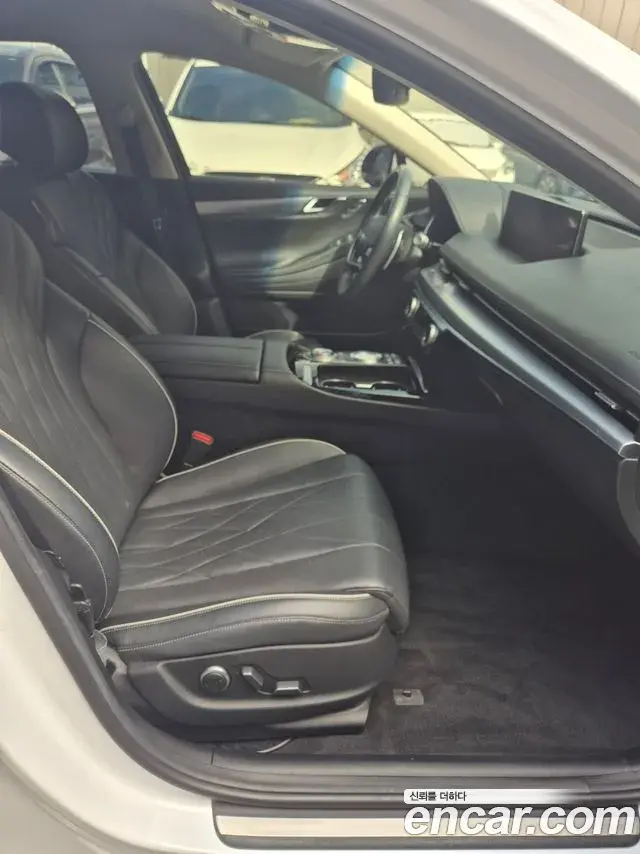Genesis Electrified G80 2020 — Photo 10/11