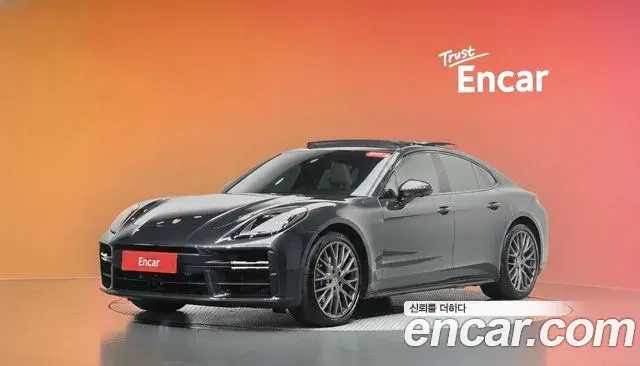 Porsche Panamera 2024 — Фото 1/20