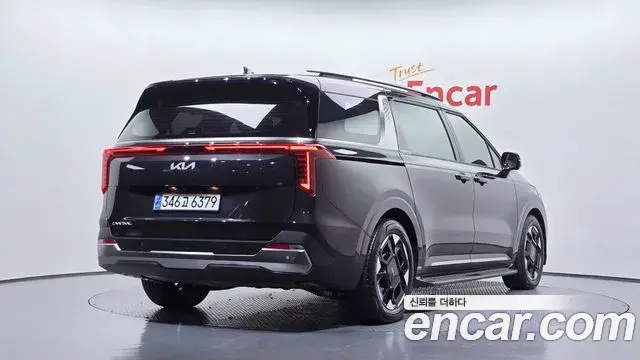 Kia Carnival 2024 — Photo 2/20