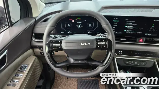 Kia Carnival 2024 — Photo 13/20