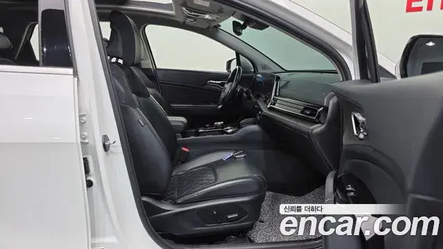 Kia Sportage 2021 — Фото 10/20