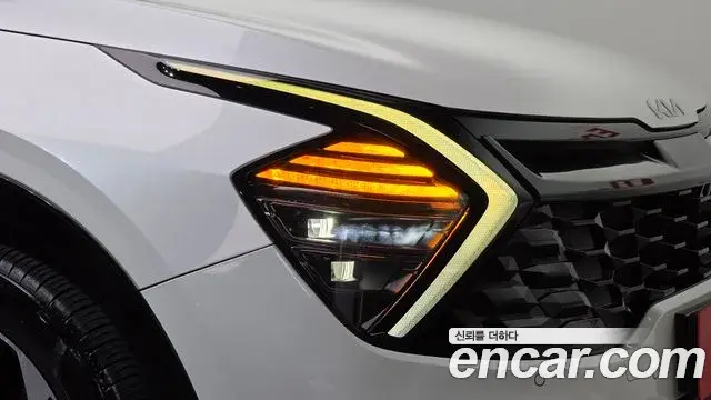 Kia Sportage 2021 — ფოტო 28/36
