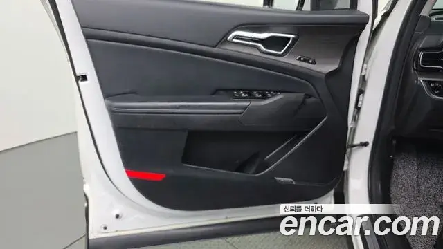 Kia Sportage 2021 — ფოტო 9/36