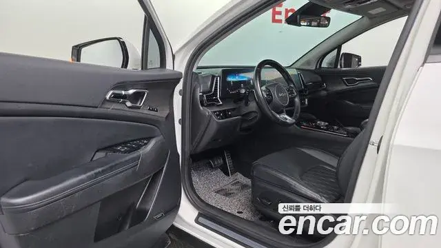 Kia Sportage 2021 — ფოტო 14/36