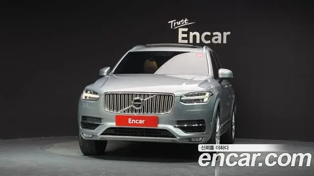 Volvo XC90 2018 — Фото 3/20