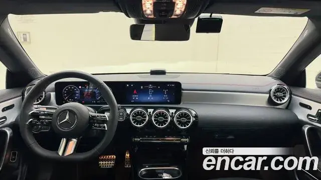 Mercedes-Benz CLA-Class 2026 — Photo 16/20