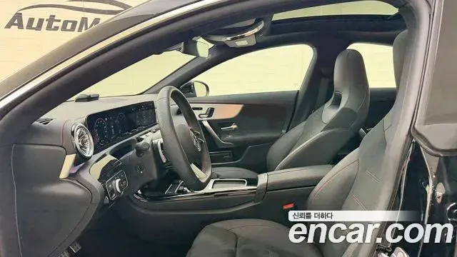 Mercedes-Benz CLA-Class 2026 — Photo 18/20