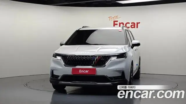 Kia Carnival 2022 — Фото 3/20