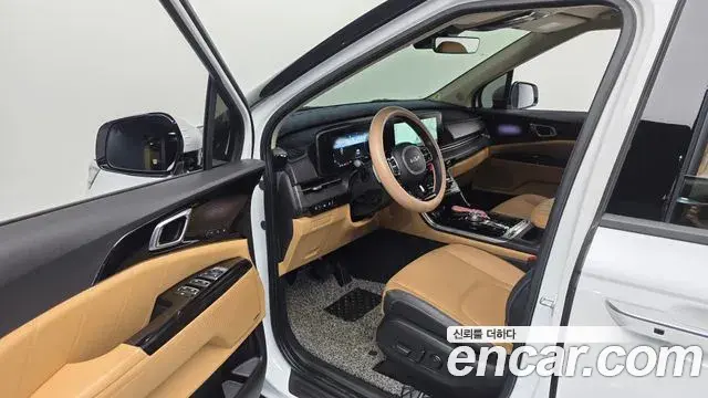 Kia Carnival 2022 — Фото 10/20