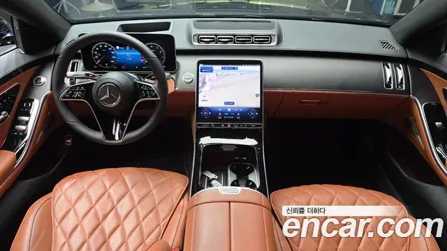 Mercedes-Benz S-Class 2022 — Photo 19/34