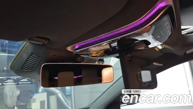 Mercedes-Benz S-Class 2022 — Photo 25/34