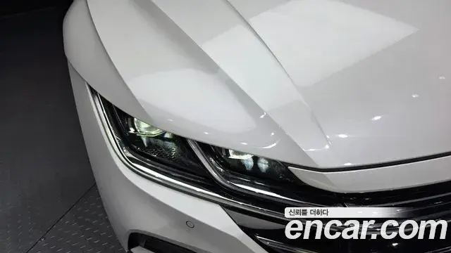 Volkswagen Arteon 2022 — Photo 14/33