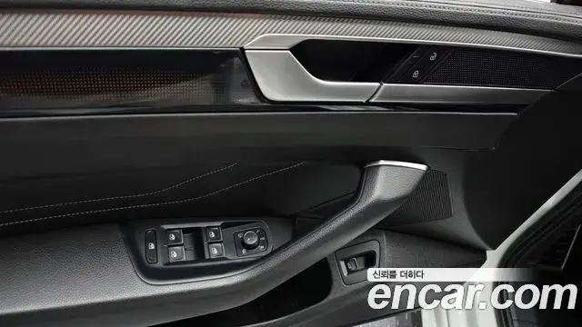 Volkswagen Arteon 2022 — Photo 15/33