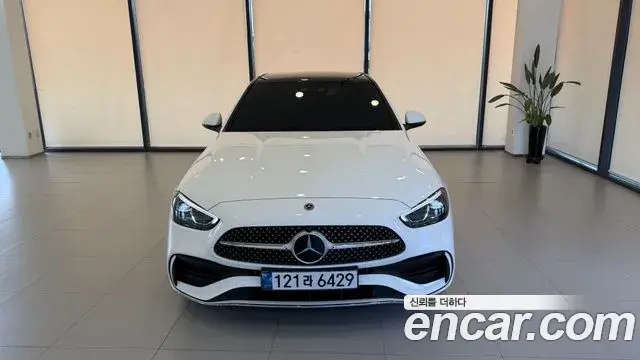 Mercedes-Benz C-Class 2026 — Фото 11/17