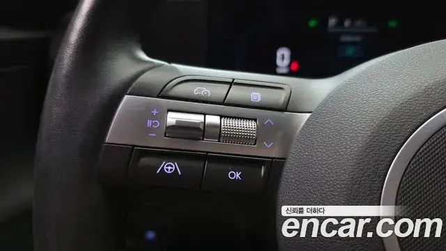 Hyundai Kona 2023 — Фото 18/20