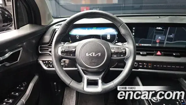 Kia Sportage 2023 — Фото 13/20