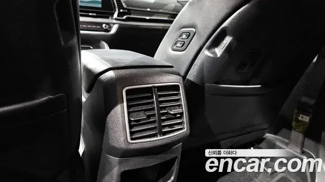 Kia Sportage 2023 — Photo 33/34