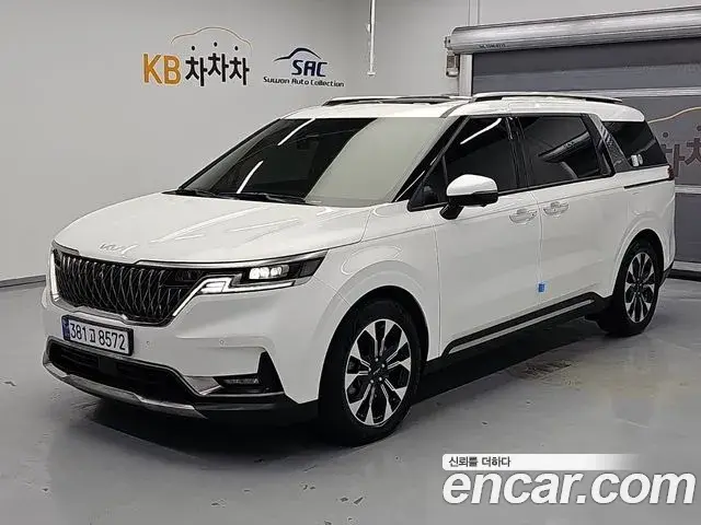 Kia Carnival 2022 — Фото 1/20