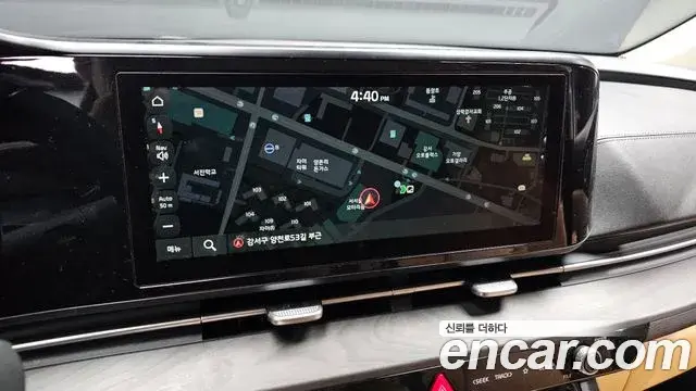 Kia Carnival 2023 — Фото 17/20