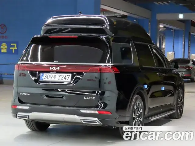 Kia Carnival 2022 — Photo 3/20