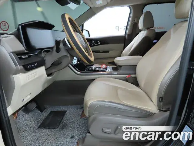 Kia Carnival 2022 — Photo 5/20