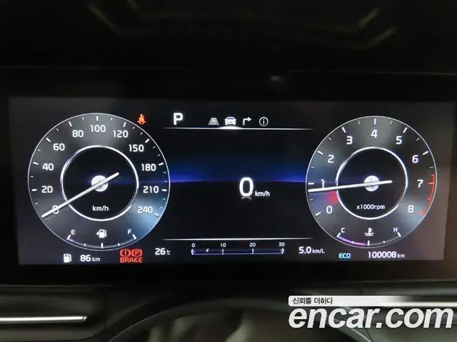 Kia Carnival 2022 — Photo 7/20